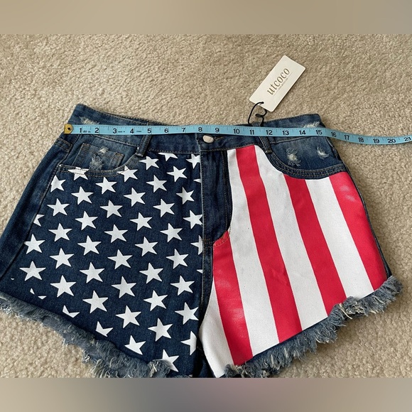 Utcoco Distresses Flag Shorts - NEW - Size: 10 - Picture 3 of 6
